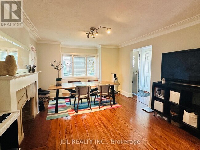 Building Photo - 301 Old Orchard Grove