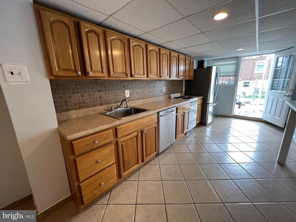 Foto principal - 2113 Afton St