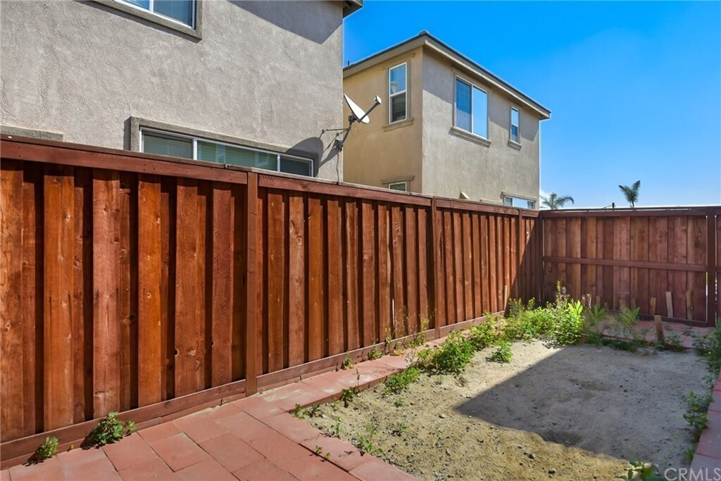 Foto principal - 277 Bloomington Ave