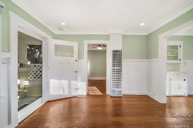 Foto del edificio - 240 Ashland Ave