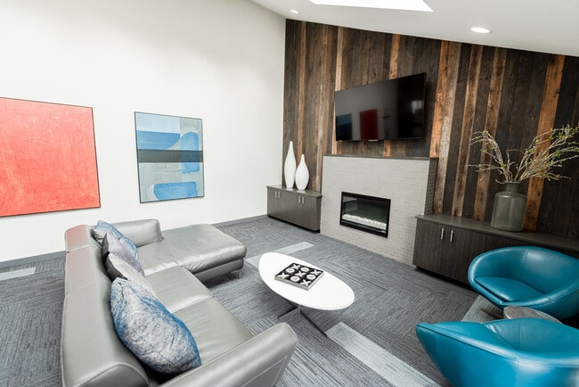 Foto del edificio - Ellyson Apartment Homes