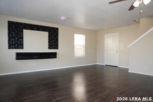 Foto del edificio - 8162 Heights Valley