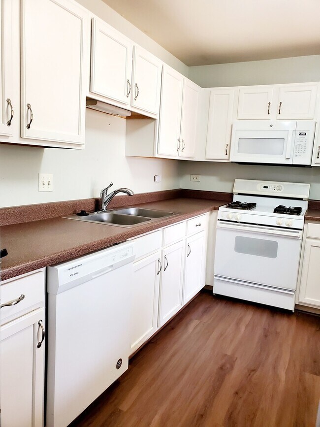 Building Photo - 1007 Horizon Ridge