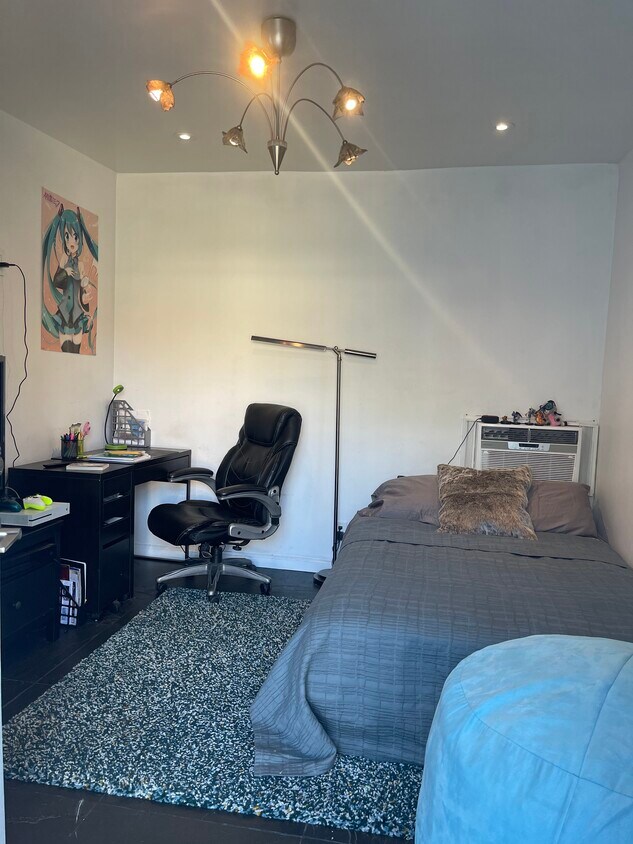 10337 Ave, Mission Hills, CA 91345 House Rental in Mission