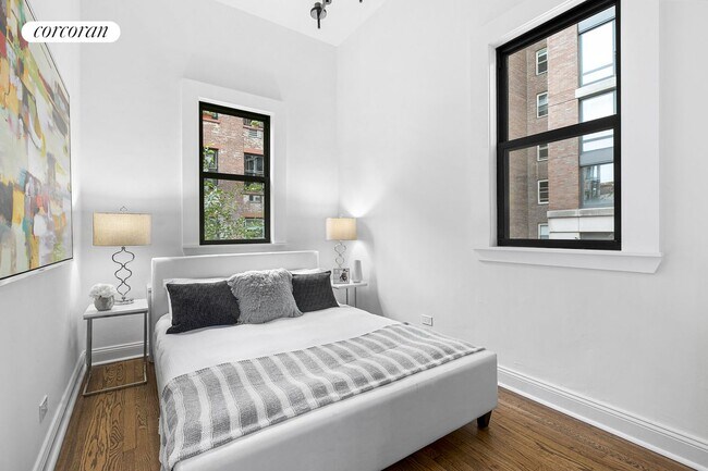 Foto del edificio - 104 E 37th St