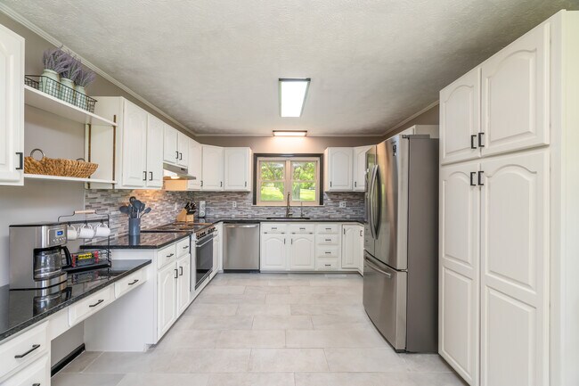 Foto del edificio - 7436 Old Maynardville Pike