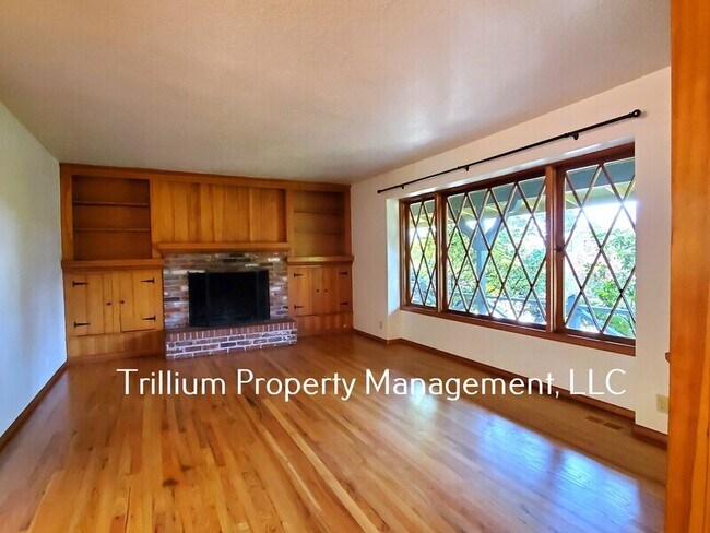 Building Photo - 12424 SW Lesser Rd