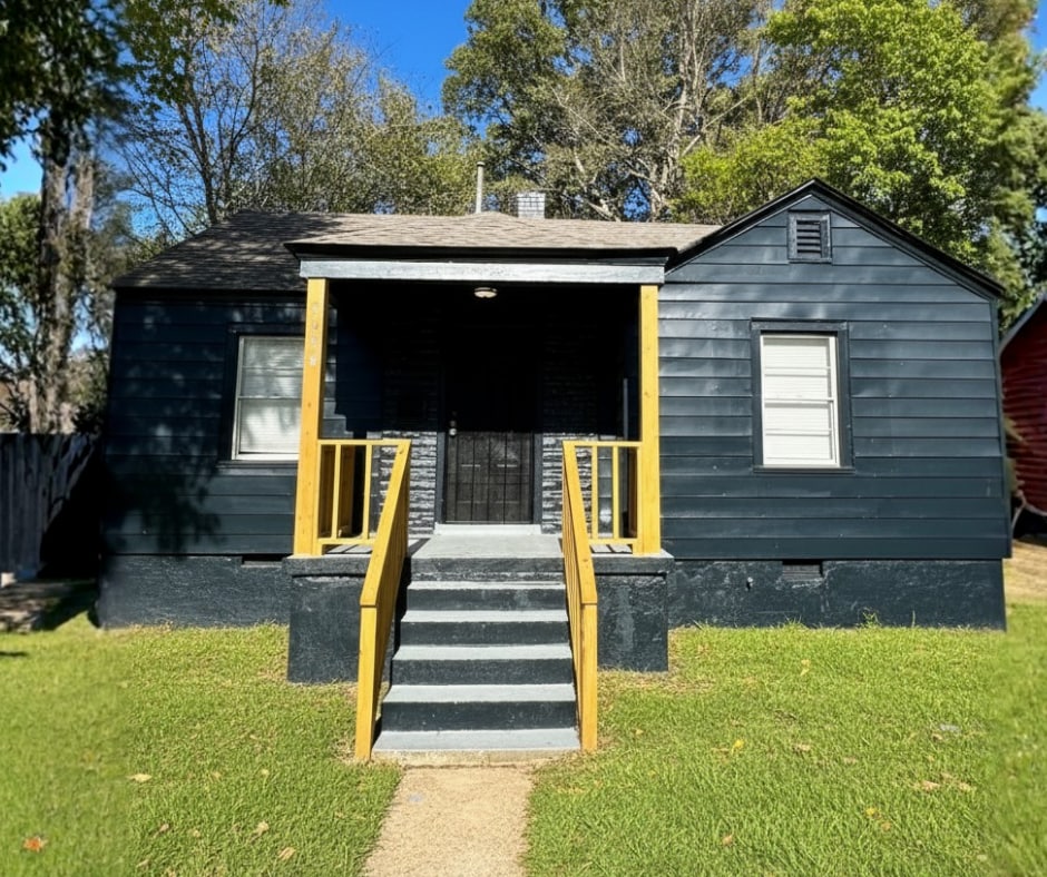 Primary Photo - 3154 Hopkins Ave