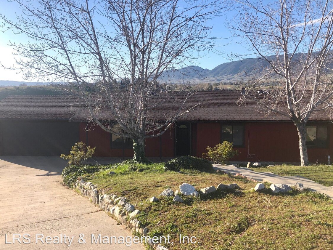 Foto principal - 3 br, 2 bath House - 19612 Iris Way