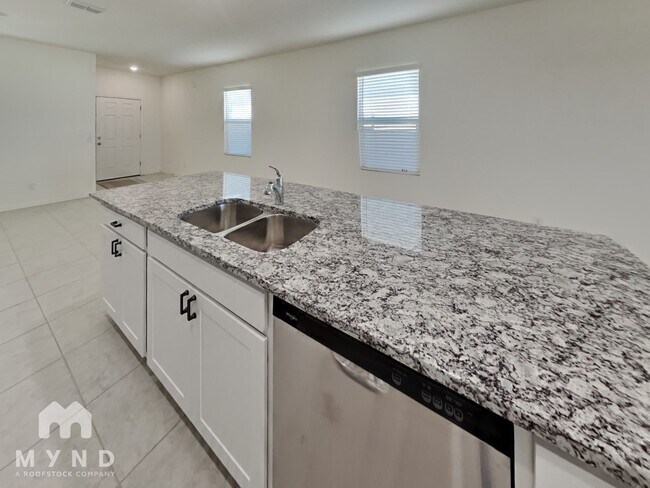 Foto del edificio - 4208 E Reynolds Dr