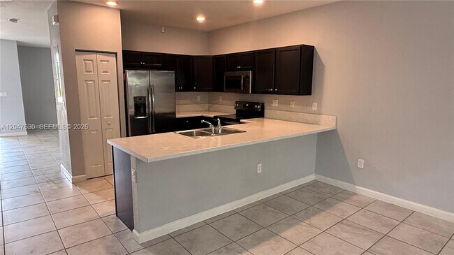 Foto del edificio - 11417 SW 250th St