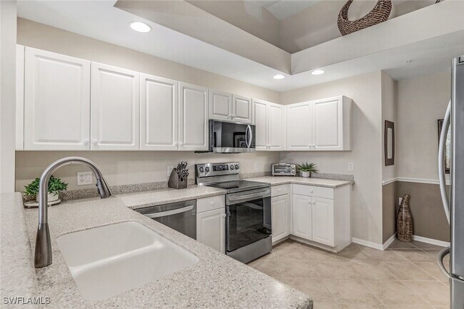 Foto del edificio - 3545 Laurel Greens Ln N