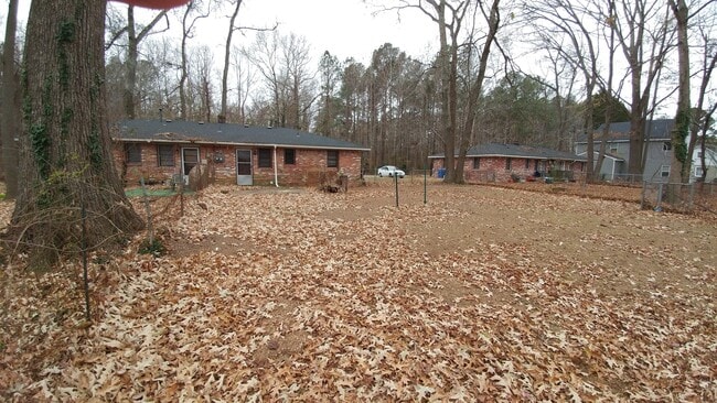 Building Photo - 2110 Rokeby Ave