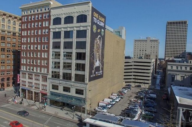 Street View - 106 N High St