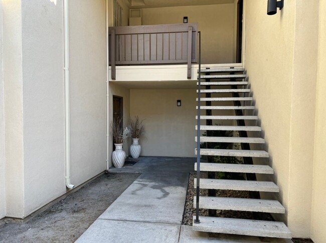 Foto del edificio - Updated condo located in Timberlake gated ...