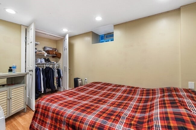 Las imágenes son muestras representativas de la unidad anunciada. Las unidades reales mostradas durante los recorridos pueden variar. - 1562 Tremont St