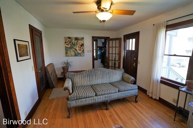 Foto del edificio - 3 br, 2 bath House - 1845 E. Main St.