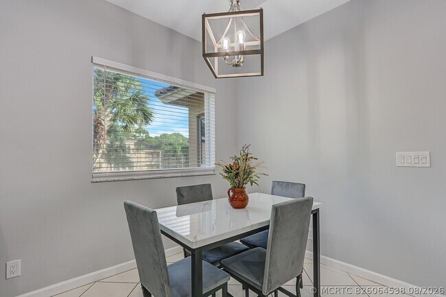 Building Photo - 8031 Carnoustie Pl