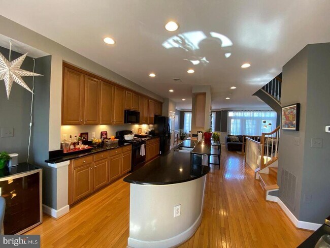 Foto del edificio - 150 Herndon Mill Cir