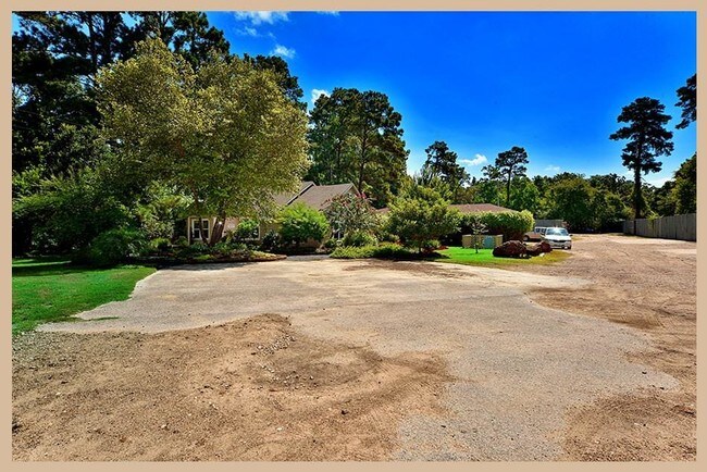 Foto del edificio - 2026 Sawdust Rd