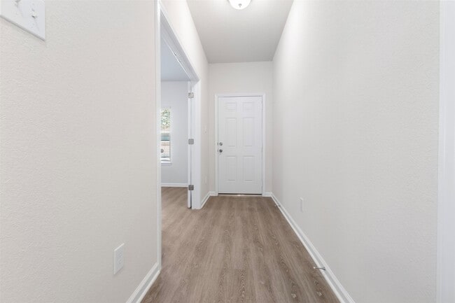 Foto del edificio - 27219 Mockingbird Ter Ln