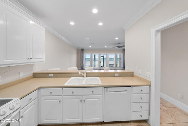 Building Photo - 2338 Pelican Bay Ct