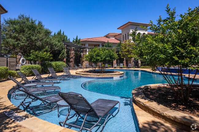 Piscina estilo resort - Renaissance At North Park