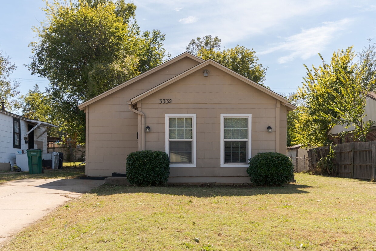 Primary Photo - 3332 NW 28th St