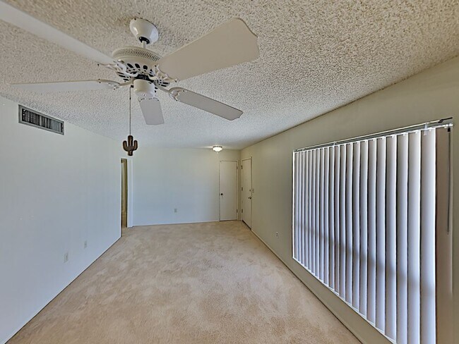 Building Photo - Great 2 bd/2 ba Home for Lease in Sun City