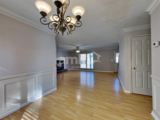 Building Photo - 420 Etowah Valley Way