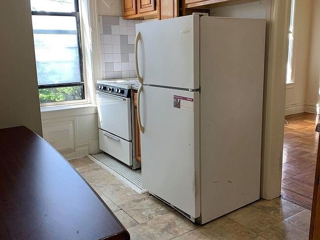 Foto del edificio - 834 Bay Ridge Ave
