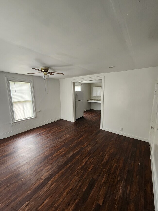 87 King St, Dunkirk, NY 14048 87 King St Dunkirk, NY Apartments for Rent in Dunkirk