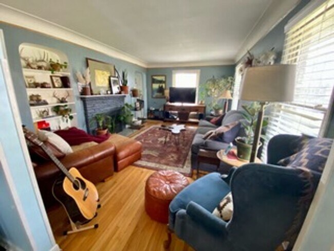 Foto del edificio - 5545-5547 Oliver Avenue South