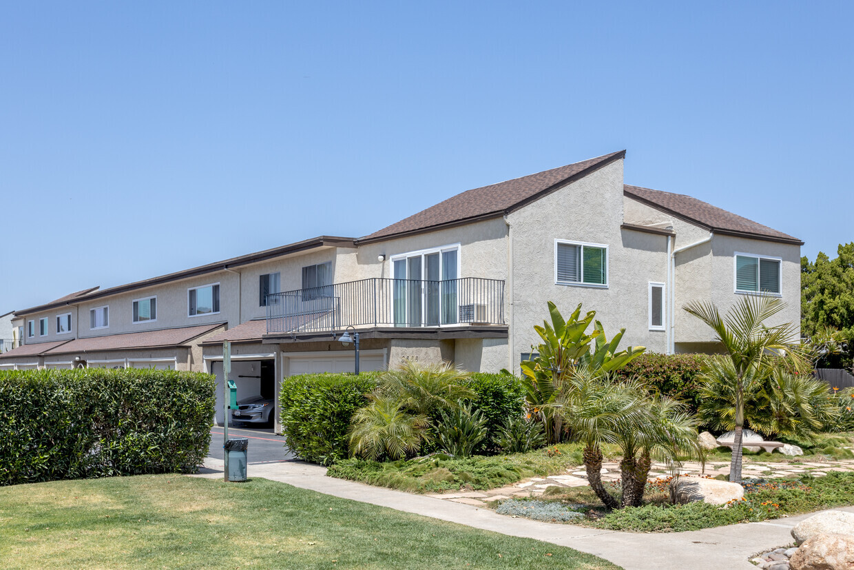 Primary Photo - La Jolla Mesa Estates