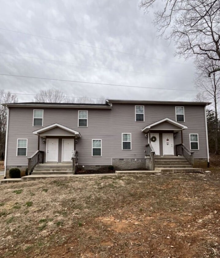 Primary Photo - Upper Stone Apartments