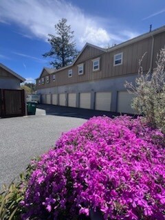 Primary Photo - 500 Granite Hill Ct