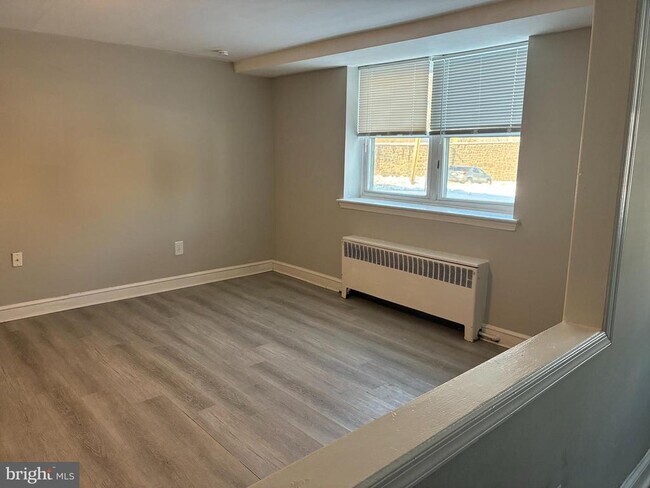 Foto del edificio - 1800 Garrett Rd