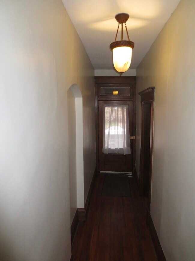 Foto del edificio - 123 W 1st Ave