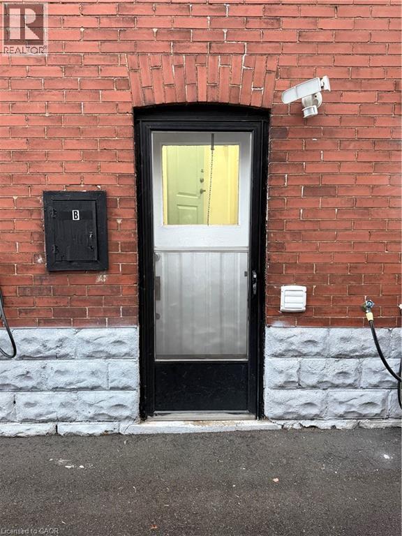 Photo du bâtiment - 22 Graham Ave N