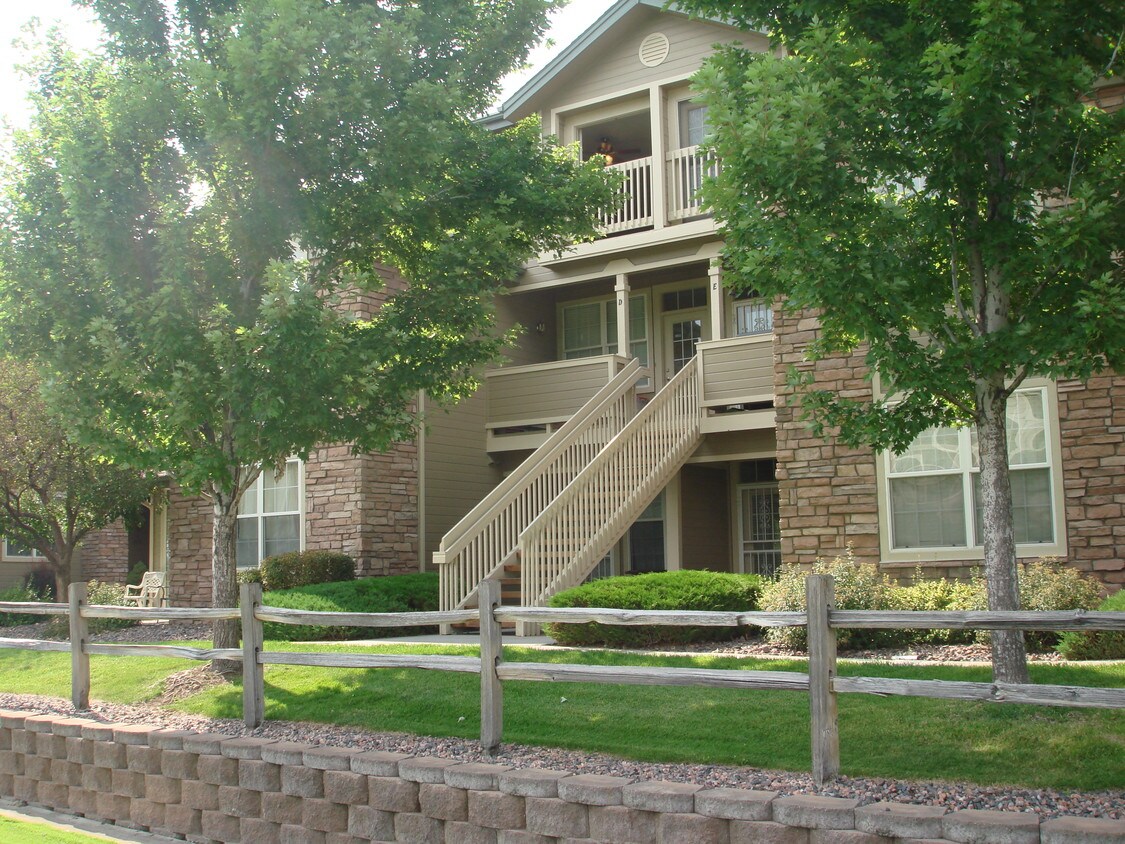 2840 W Centennial Dr, Littleton, CO 80123 Condo for Rent in Littleton