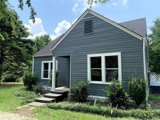 Foto del edificio - 5037 W Goforth Rd