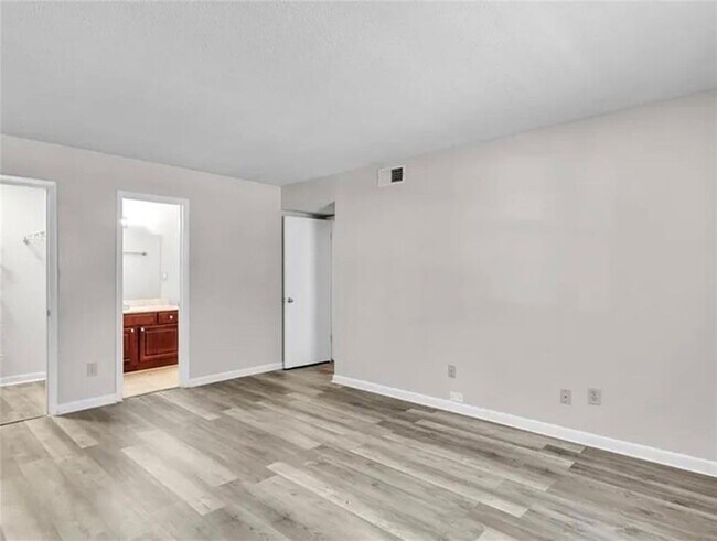 Foto del edificio - 6900 Roswell Rd