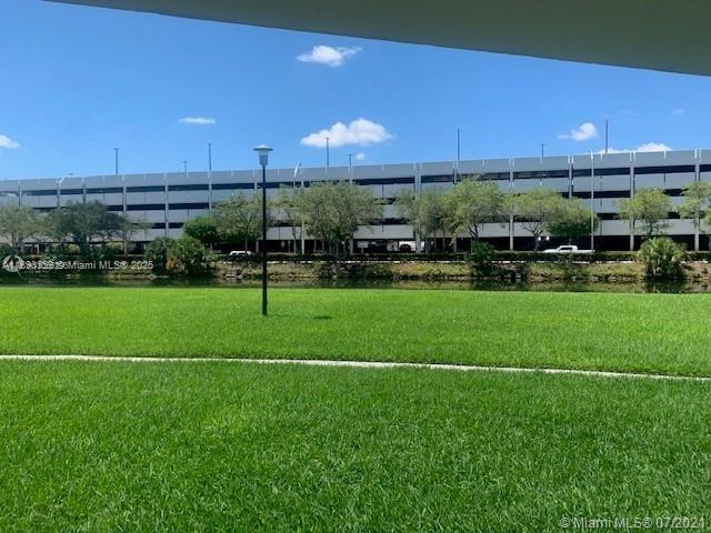 Foto principal - 7420 SW 82nd St