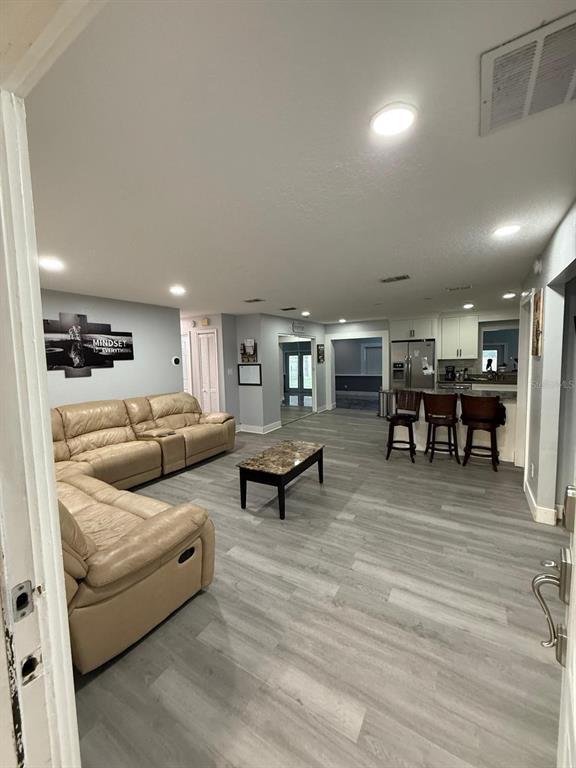 Building Photo - 2201 Hickory Wood Ct