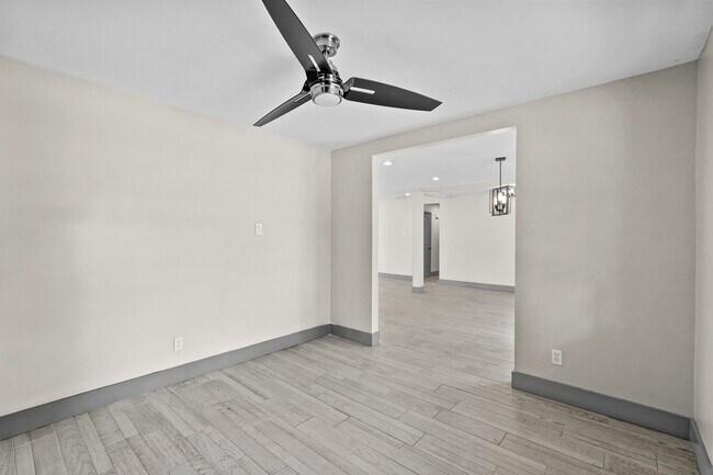 Foto del edificio - 5522 Braesvalley Dr