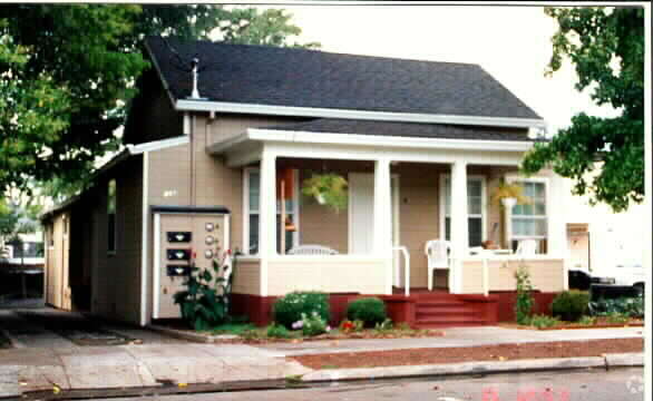 Foto del edificio - 243 East St