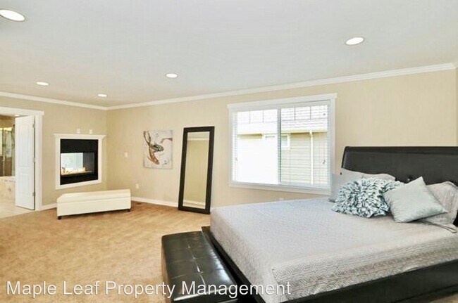 Foto del edificio - 5 br, 2.5 bath House - 7023 126th Ave NE