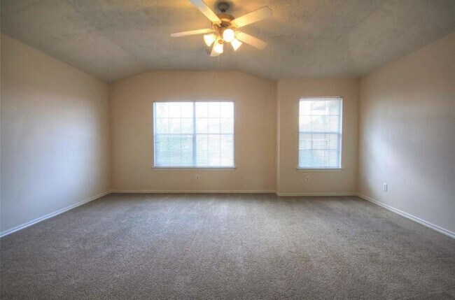 Foto del edificio - 14403 Fairbuff Ln