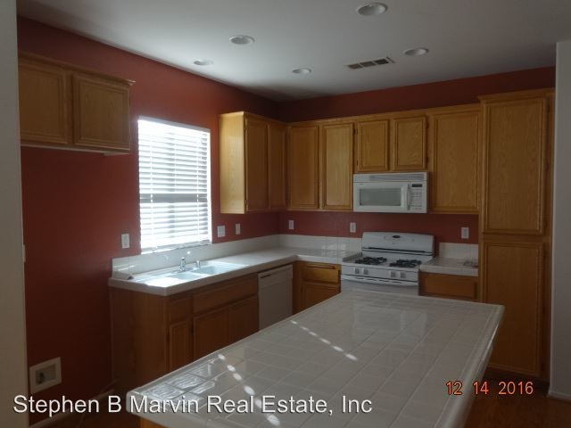 Building Photo - 4 br, 2 bath House - 45764 Tiana Rose Street