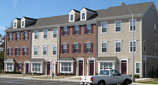 Foto del edificio - Tanyard Oaks